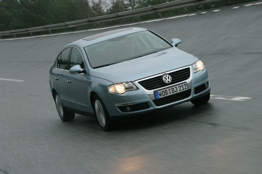  Volkswagen Passat 2005 года  (фото 77 из 161)